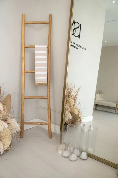 ISA Wellness & Aesthetic Boutique logo