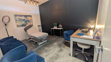 Luxe Lab Medspa logo